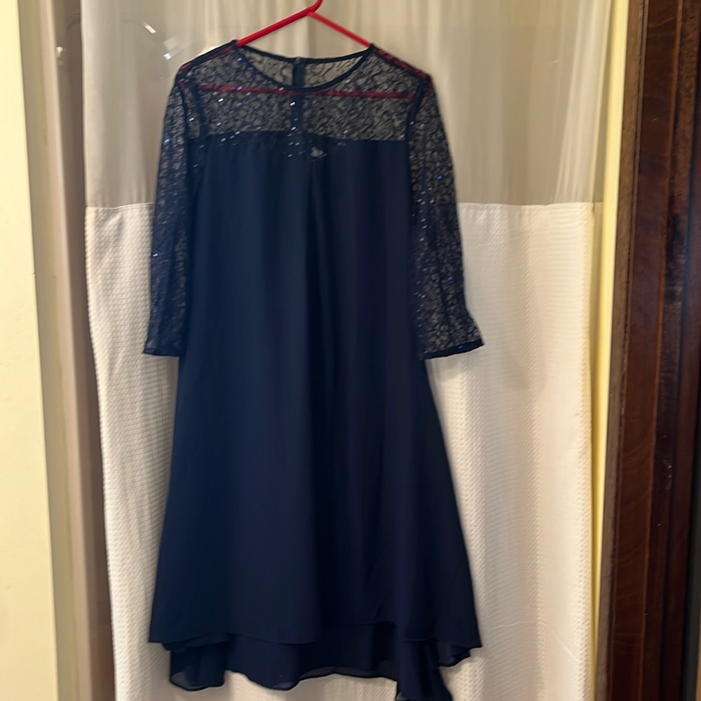 Bought for a wedding and found something I liked better. Never worn